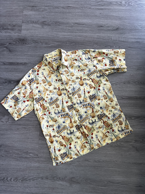 Island Connection  Size L Tops