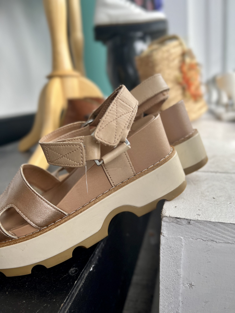 Sorel  Size 6/6.5 Shoes