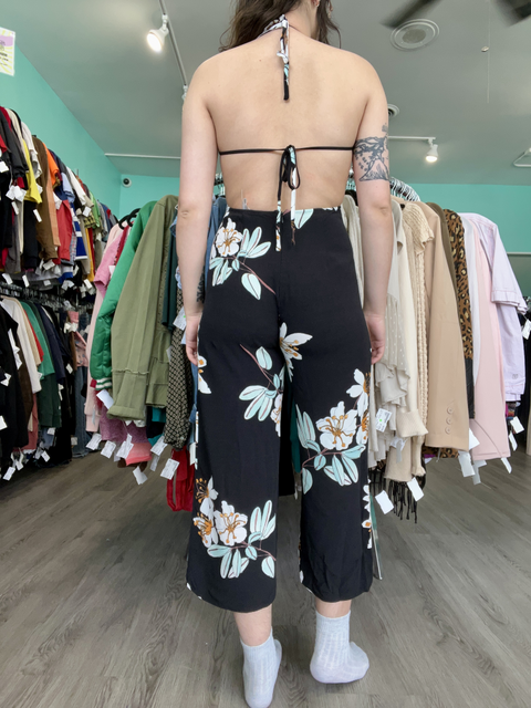 Kimchi Blue  Size 4 Dresses