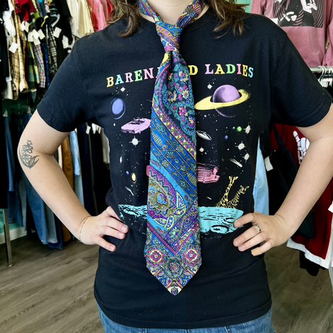 Size one size Tie