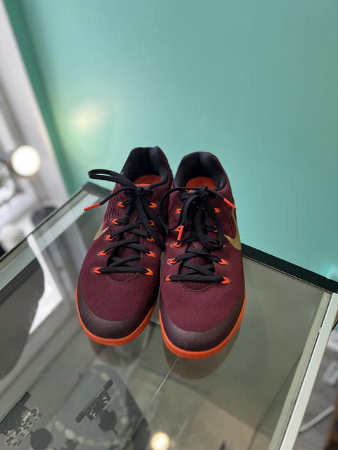 Nike  Size 9.5 Shoes