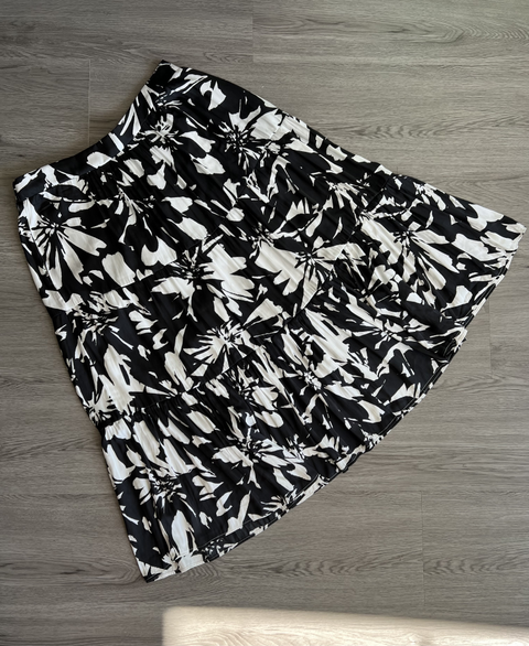 NINE WEST  Size XL Bottoms