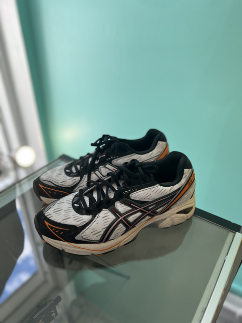 ASICS®  Size 8 Shoes